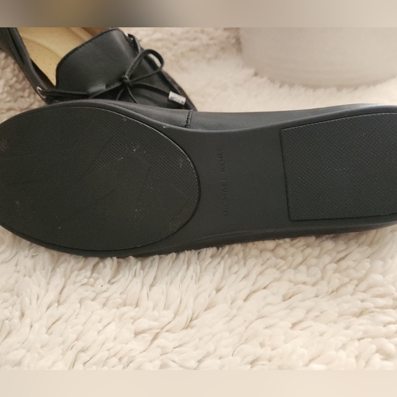 Michael Kors Black Driving Moccasins - Picture 4 of 11